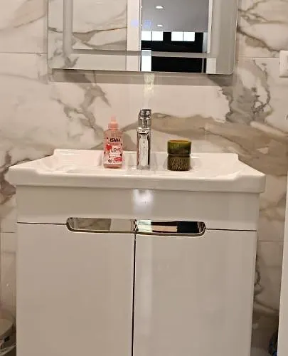 Sunset View Lungomare * Vlorë