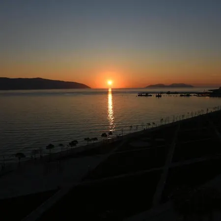 Sunset View Lungomare Vlore